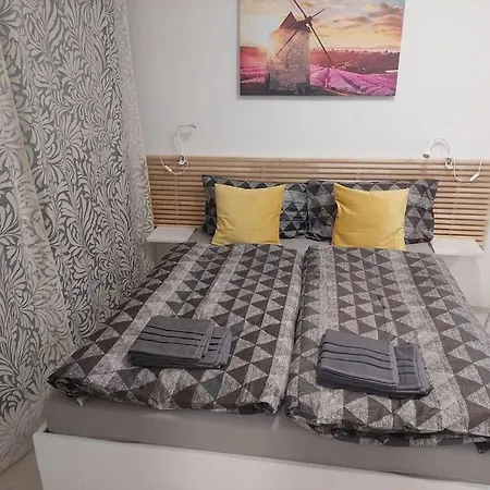 Flat In Ii Apartman V Brne